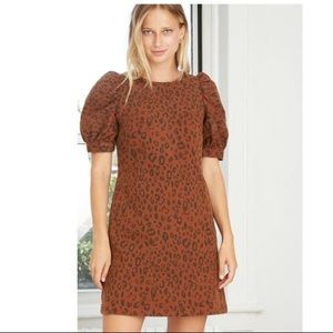 Universal Thread Leopard Puff Sleeve Denim…